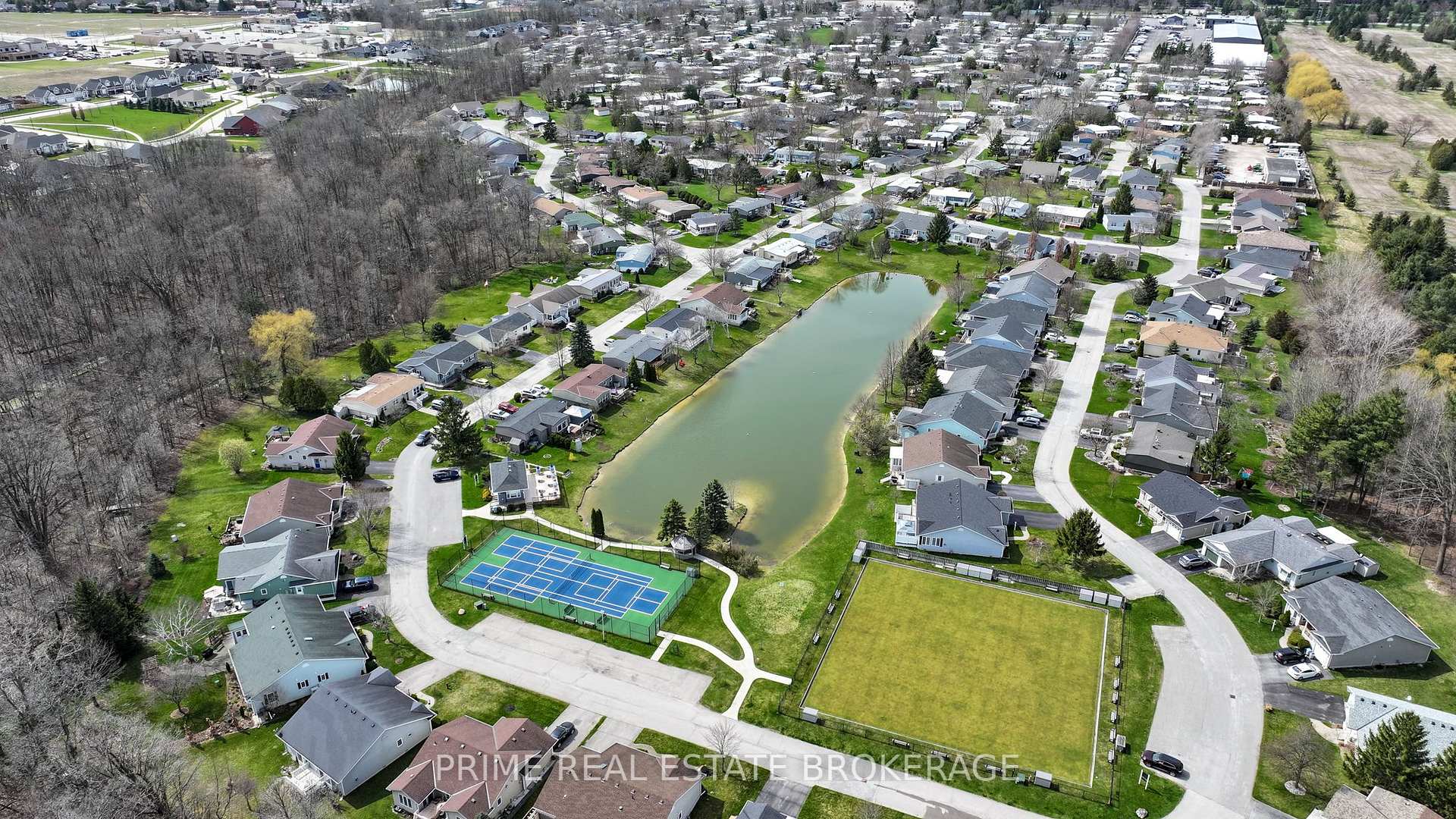 Photo 33 of 93 Shannon Boulevard, South Huron, Stephen — HOMEH