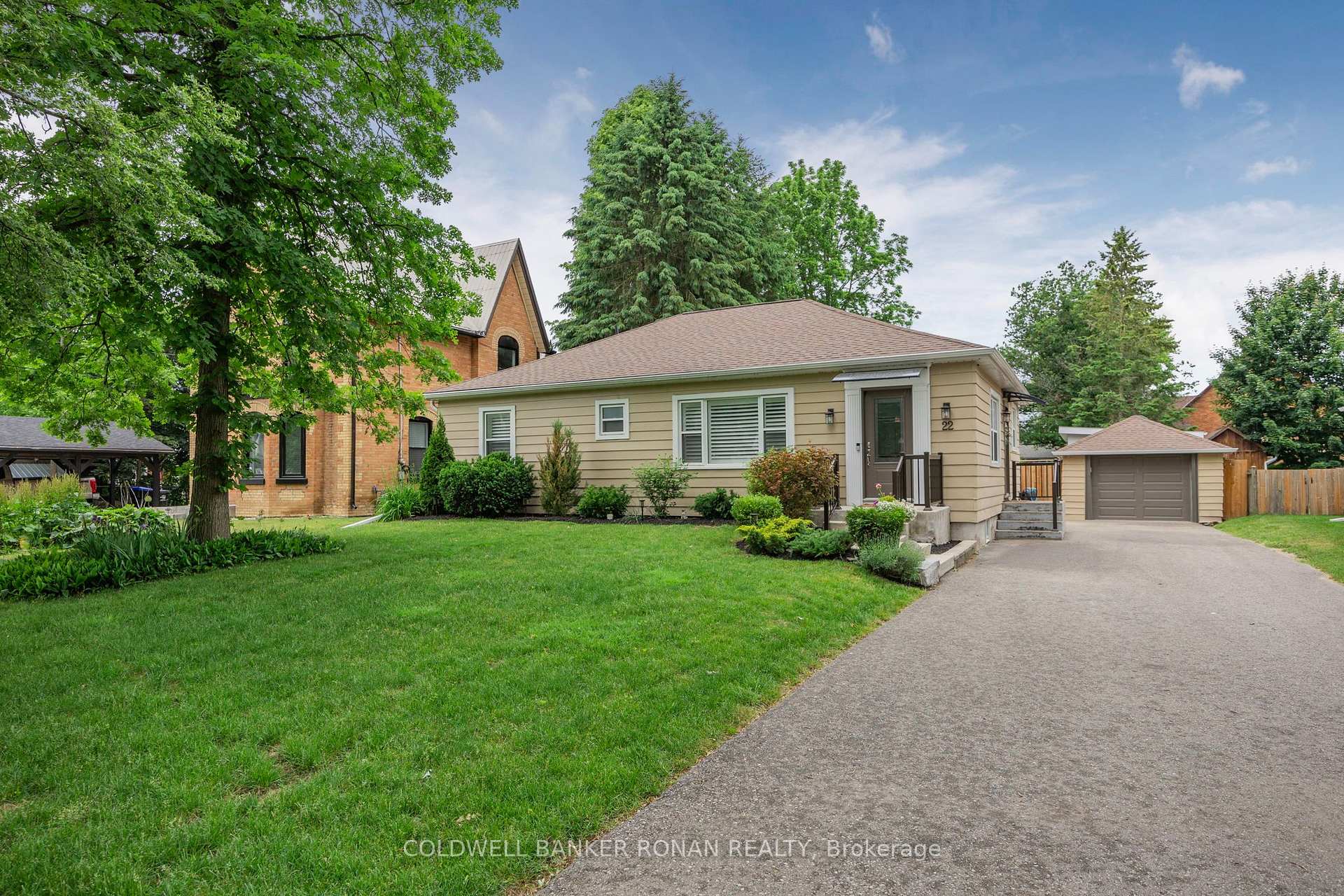 Photo 48 of 22 Nelson Street, New Tecumseth, Alliston — HOMEH