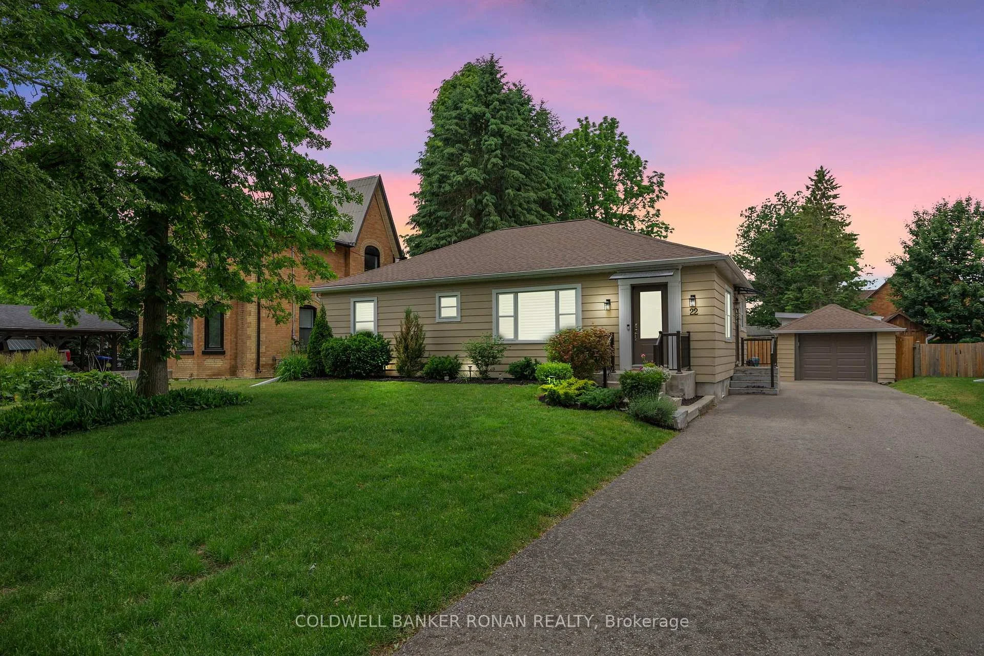 Photo 50 of 22 Nelson Street, New Tecumseth, Alliston — HOMEH