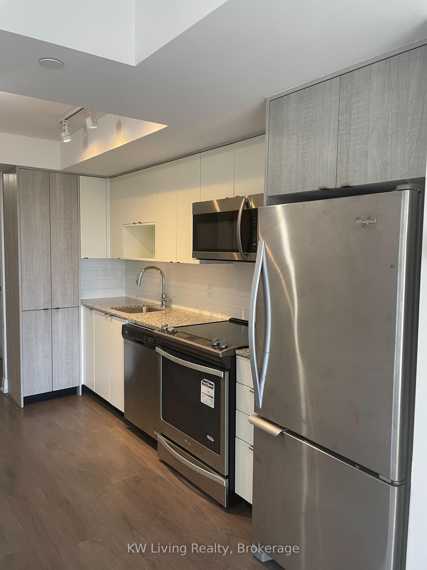 Photo 5 of Unit 805, 9 Valhalla Inn Road, Etobicoke, Islington-City Centre West — HOMEH