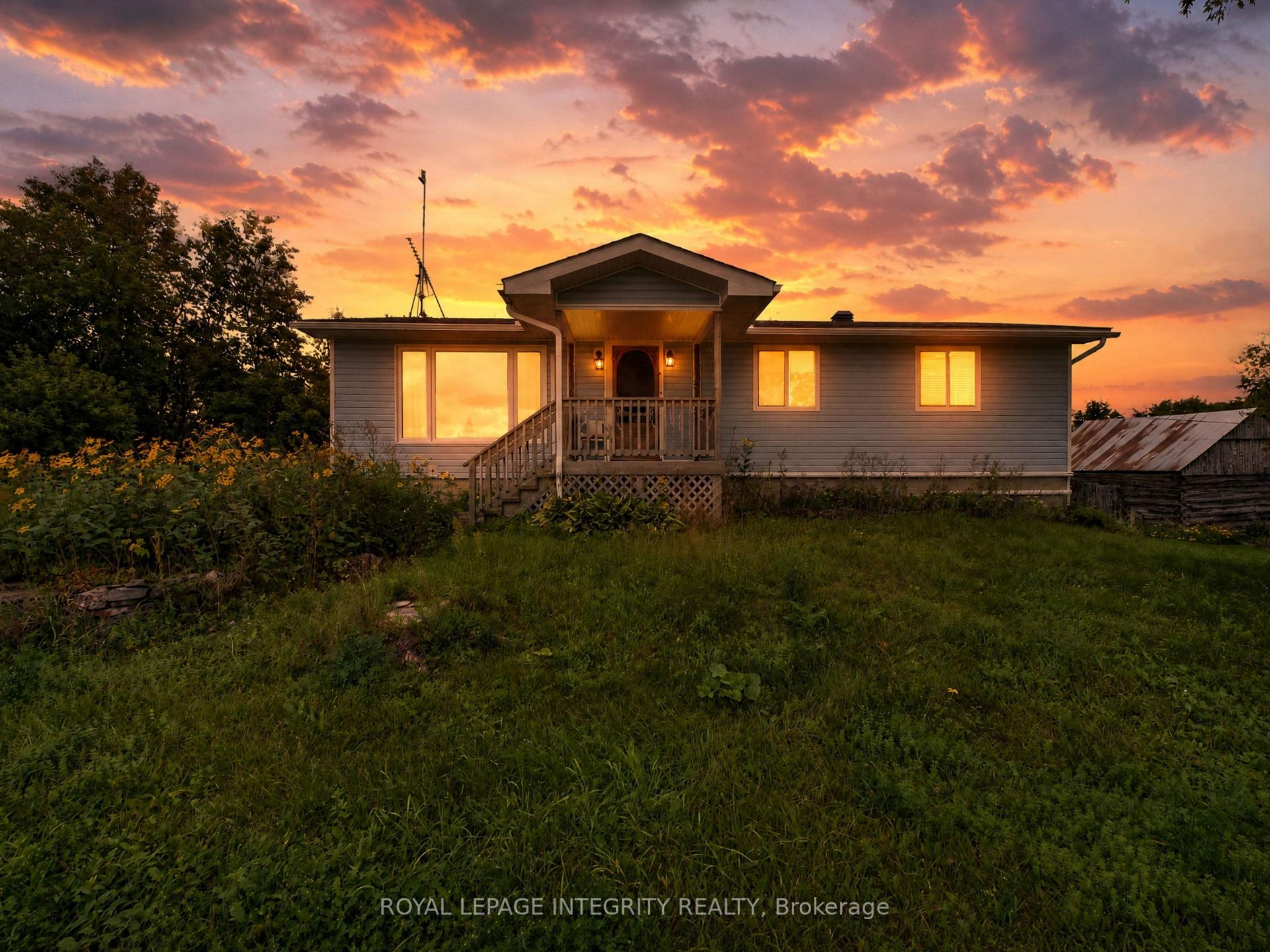 Photo of 2063 Dwyer Hill Road
