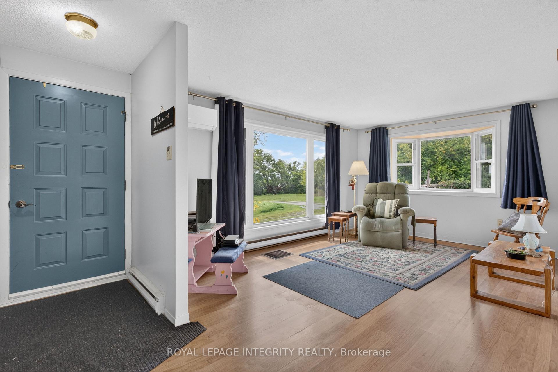Photo 6 of 2063 Dwyer Hill Road, Ottawa, Remainder of Stittsville & Area — HOMEH