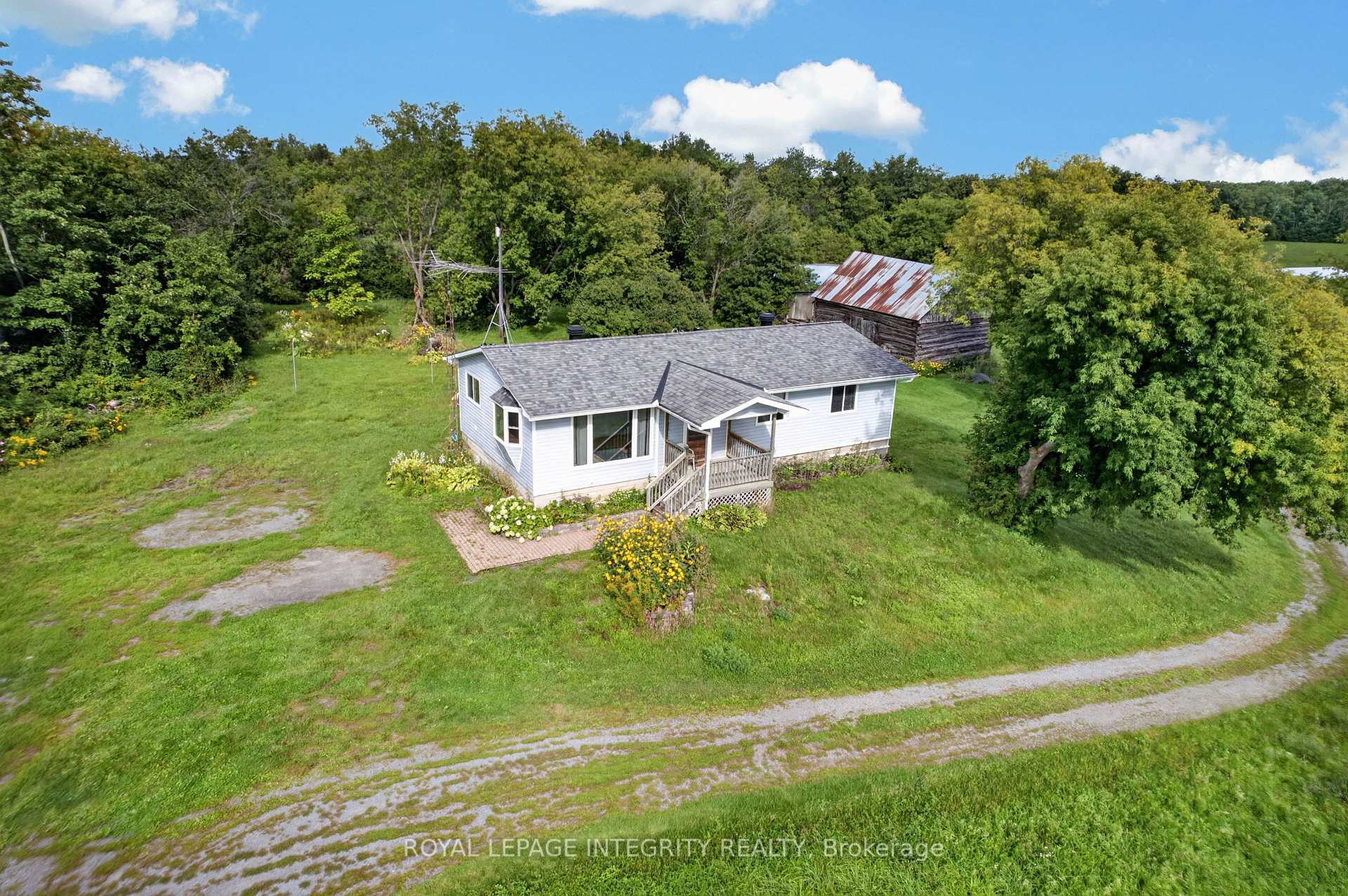 Photo 23 of 2063 Dwyer Hill Road, Ottawa, Remainder of Stittsville & Area — HOMEH