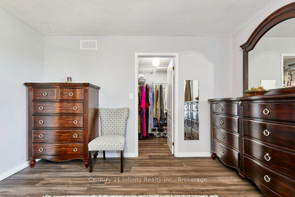 Photo 22 of 8 Murkar Crescent, Whitby, Blue Grass Meadows — HOMEH