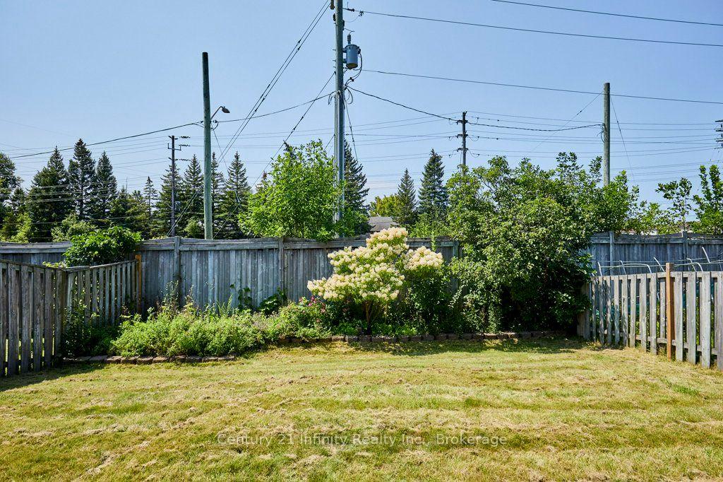 Photo 45 of 8 Murkar Crescent, Whitby, Blue Grass Meadows — HOMEH