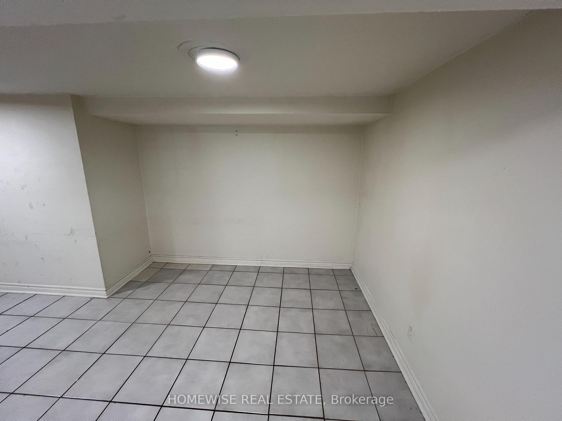 Photo 3 of Unit Lower, 261 Ossington Avenue, Toronto, Trinity-Bellwoods — HOMEH
