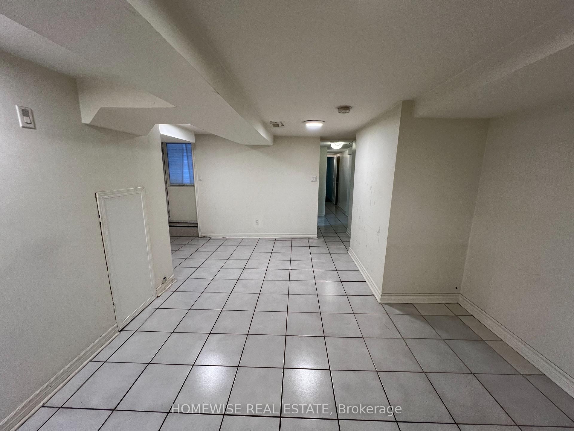Photo 5 of Unit Lower, 261 Ossington Avenue, Toronto, Trinity-Bellwoods — HOMEH