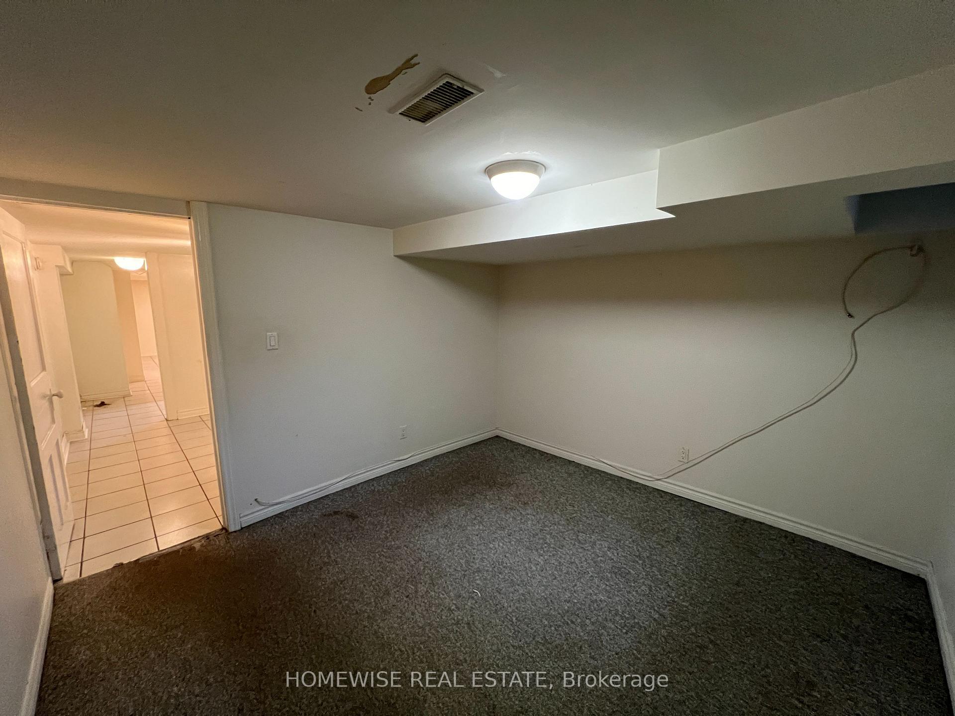 Photo 15 of Unit Lower, 261 Ossington Avenue, Toronto, Trinity-Bellwoods — HOMEH