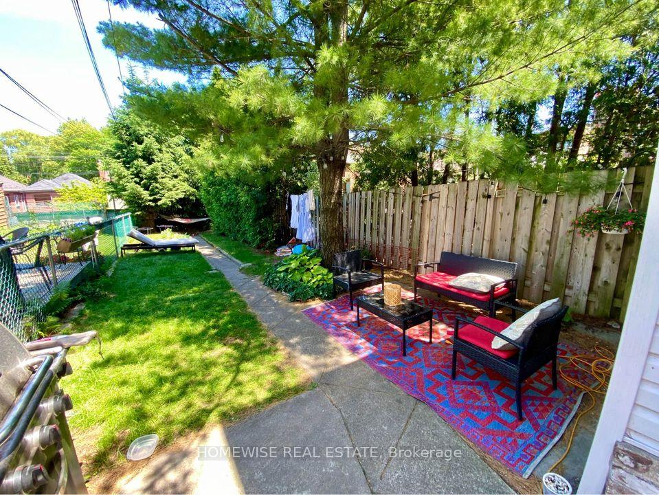 Photo 14 of Unit Lower, 261 Ossington Avenue, Toronto, Trinity-Bellwoods — HOMEH