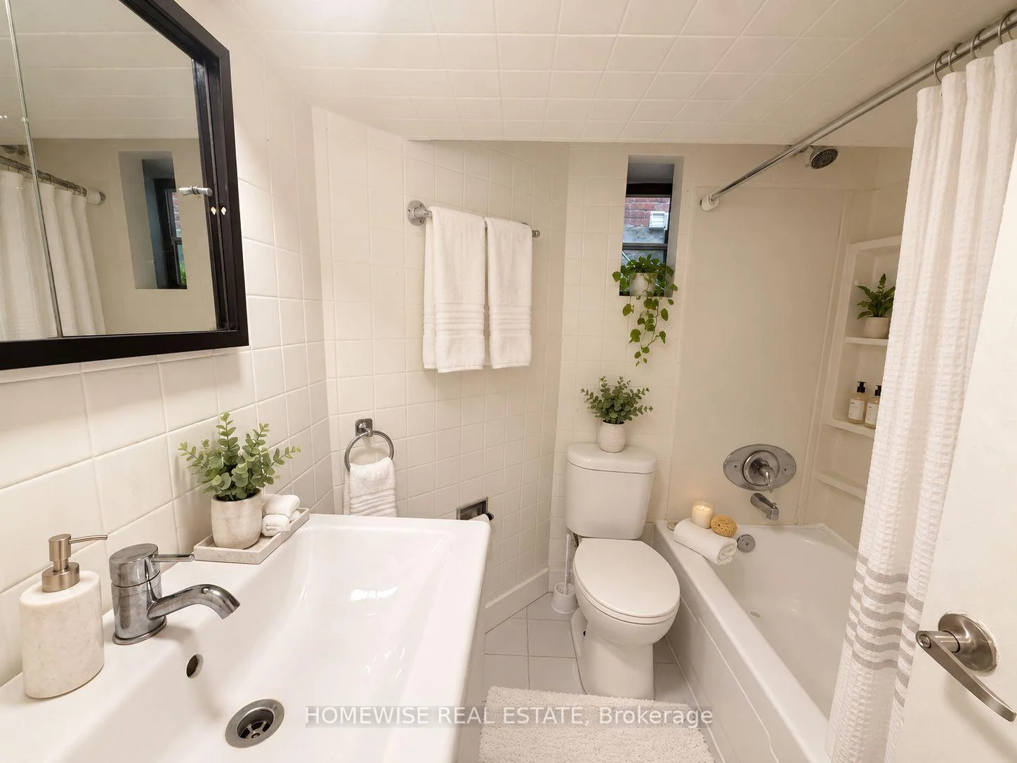 Photo 10 of Unit Lower, 261 Ossington Avenue, Toronto, Trinity-Bellwoods — HOMEH