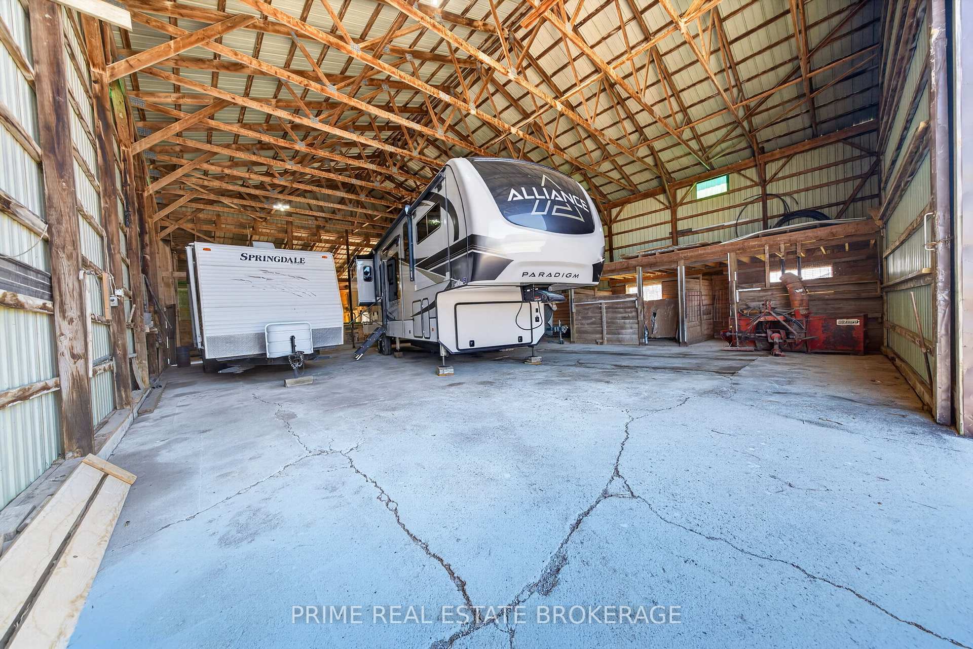 Photo 10 of 22403 Springfield Road, Southwest Middlesex, Rural Southwest Middlesex — HOMEH
