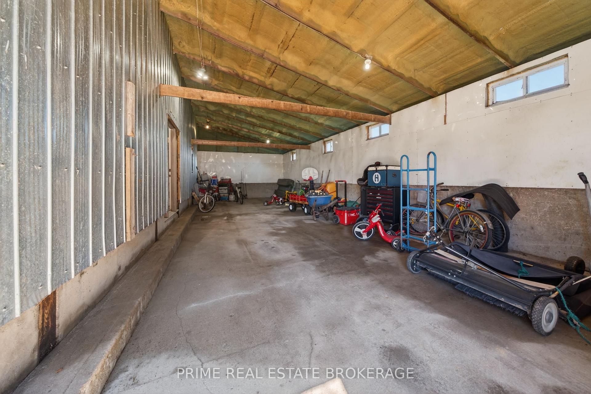Photo 13 of 22403 Springfield Road, Southwest Middlesex, Rural Southwest Middlesex — HOMEH