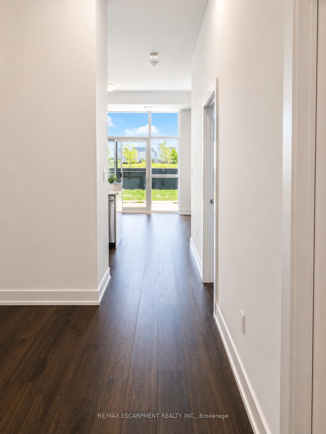 Photo 2 of Unit 103, 470 Dundas Street E, Hamilton, Waterdown — HOMEH