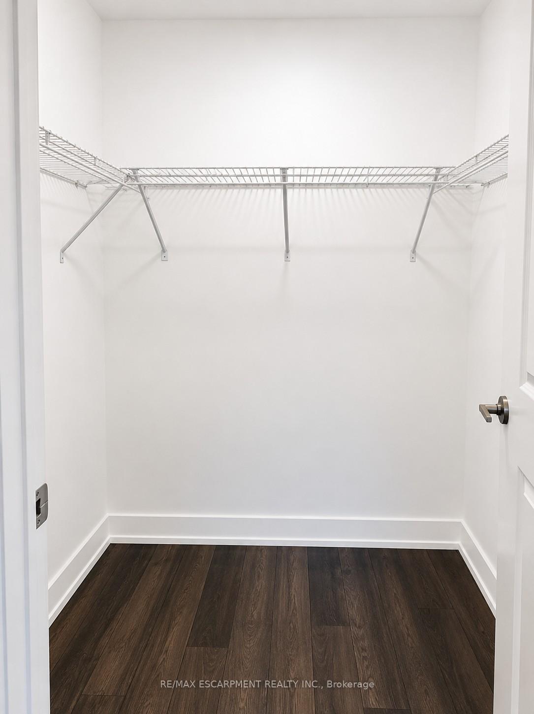 Photo 5 of Unit 103, 470 Dundas Street E, Hamilton, Waterdown — HOMEH