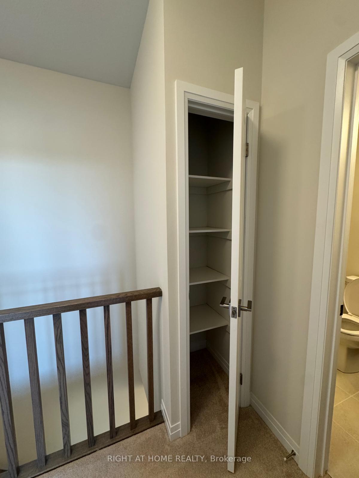Photo 20 of Unit 44, 869 North Waterdown Drive, Hamilton, Waterdown — HOMEH