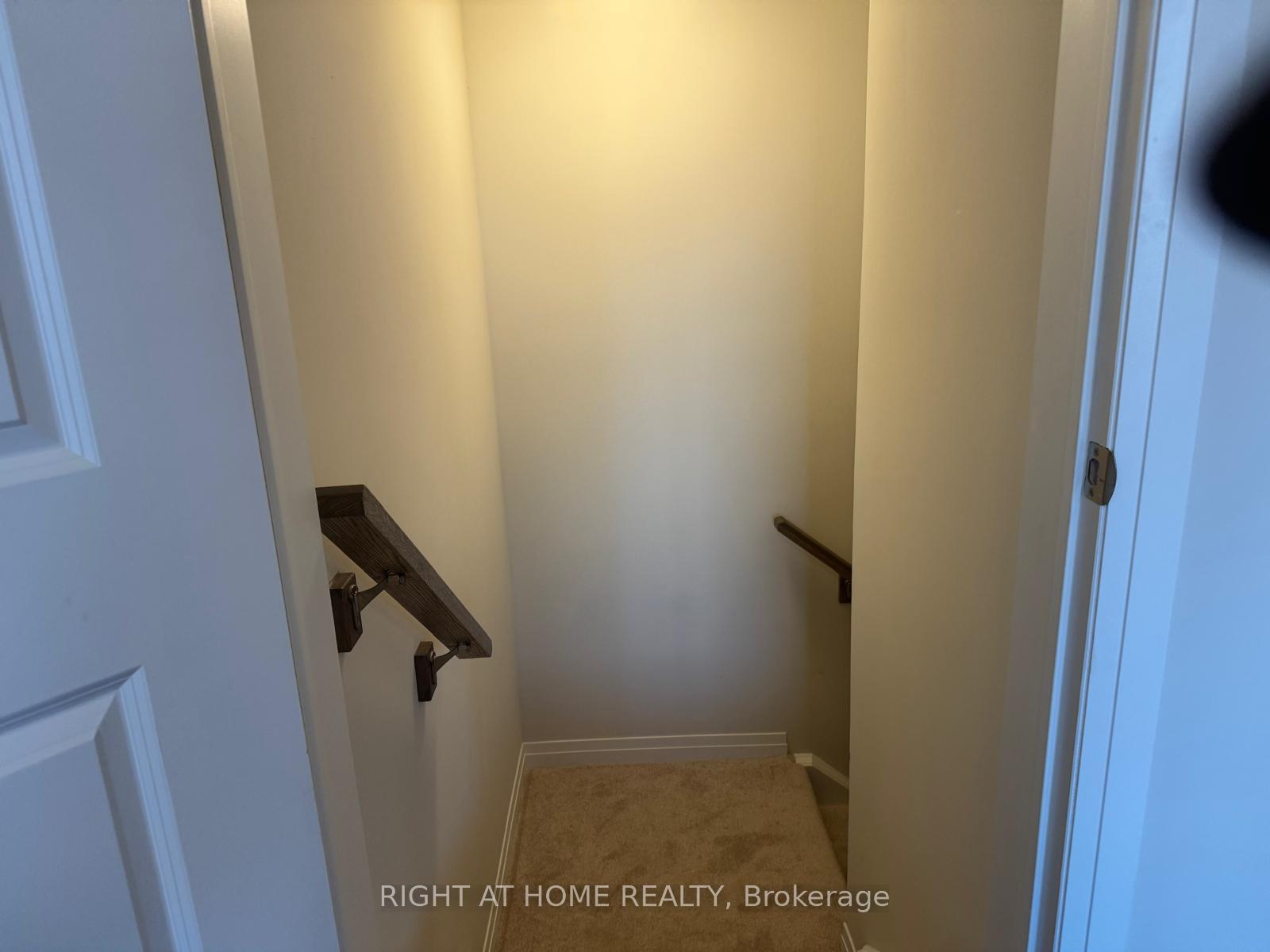 Photo 30 of Unit 44, 869 North Waterdown Drive, Hamilton, Waterdown — HOMEH