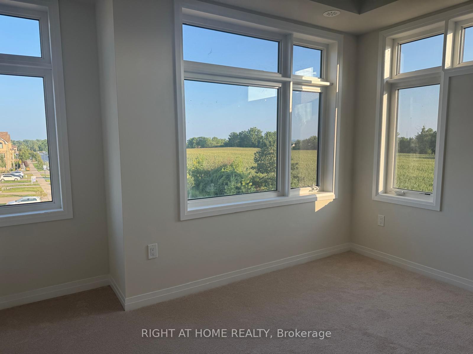 Photo 34 of Unit 44, 869 North Waterdown Drive, Hamilton, Waterdown — HOMEH