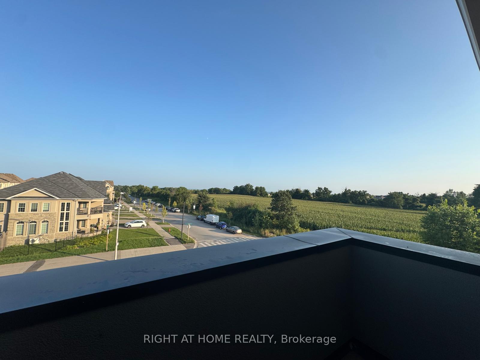 Photo 41 of Unit 44, 869 North Waterdown Drive, Hamilton, Waterdown — HOMEH