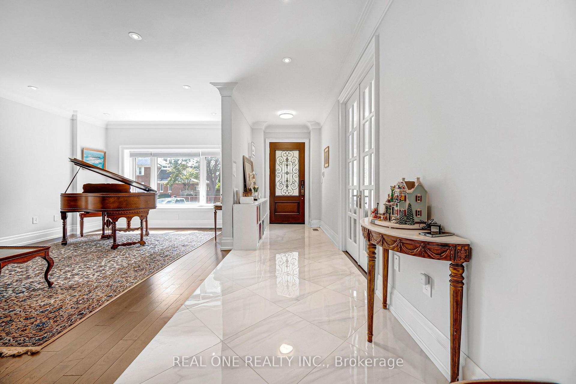 Photo 4 of 100 Ridelle Avenue, Toronto, Forest Hill North — HOMEH