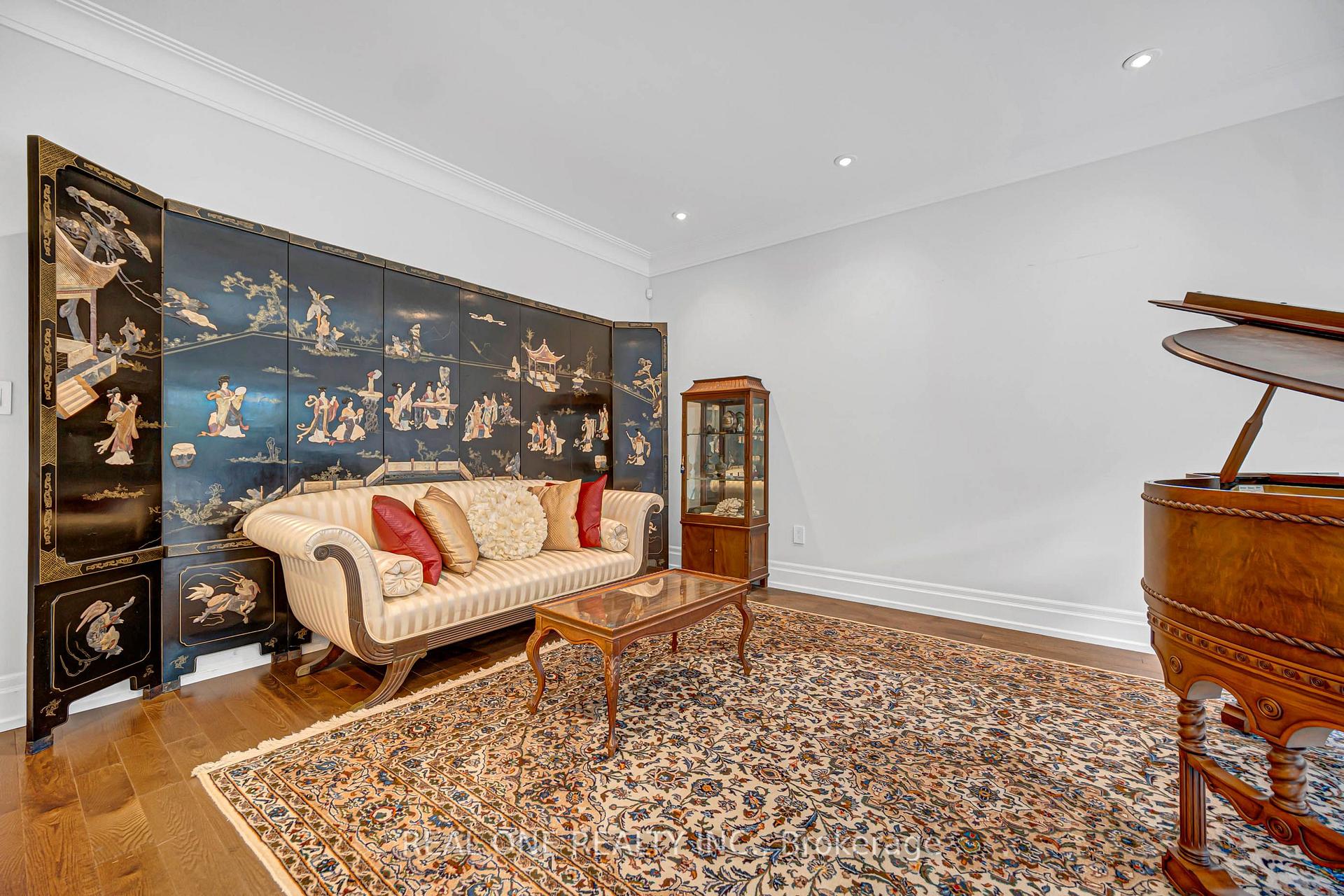 Photo 7 of 100 Ridelle Avenue, Toronto, Forest Hill North — HOMEH