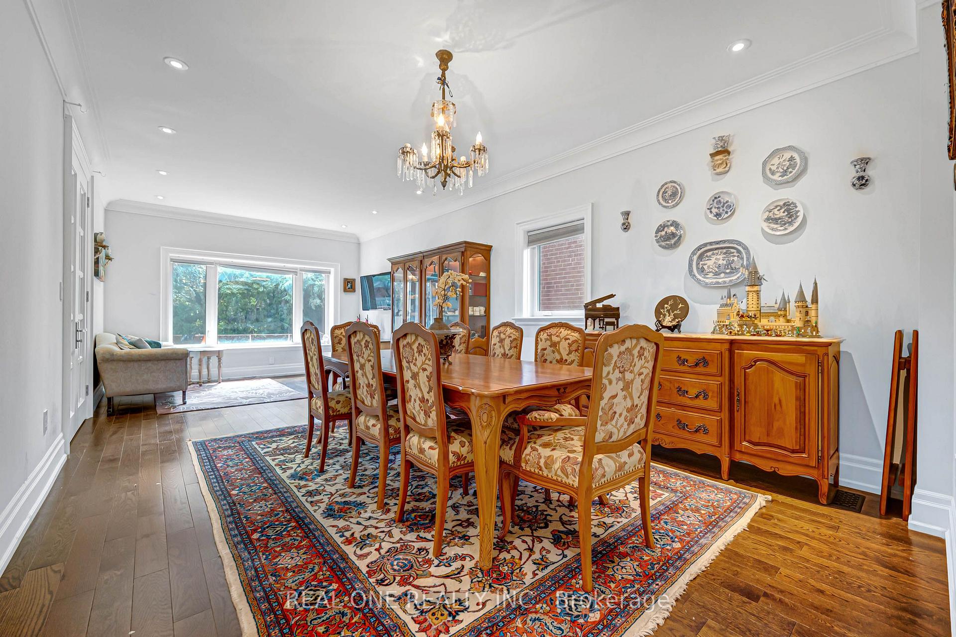 Photo 15 of 100 Ridelle Avenue, Toronto, Forest Hill North — HOMEH