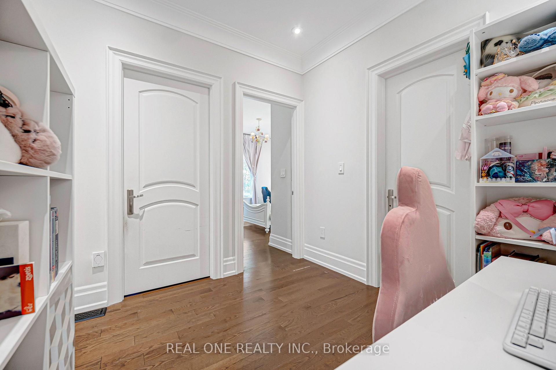 Photo 38 of 100 Ridelle Avenue, Toronto, Forest Hill North — HOMEH
