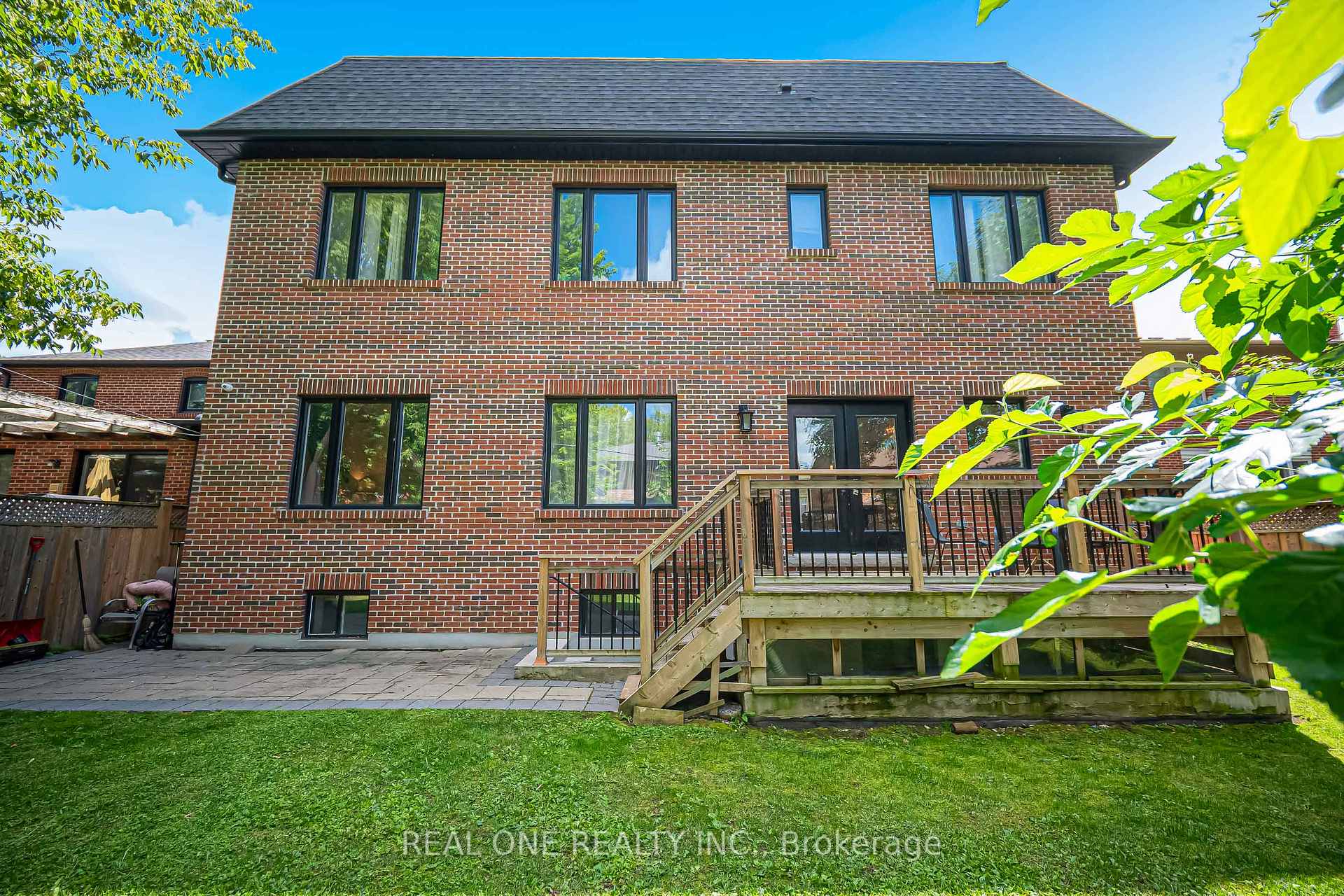 Photo 43 of 100 Ridelle Avenue, Toronto, Forest Hill North — HOMEH