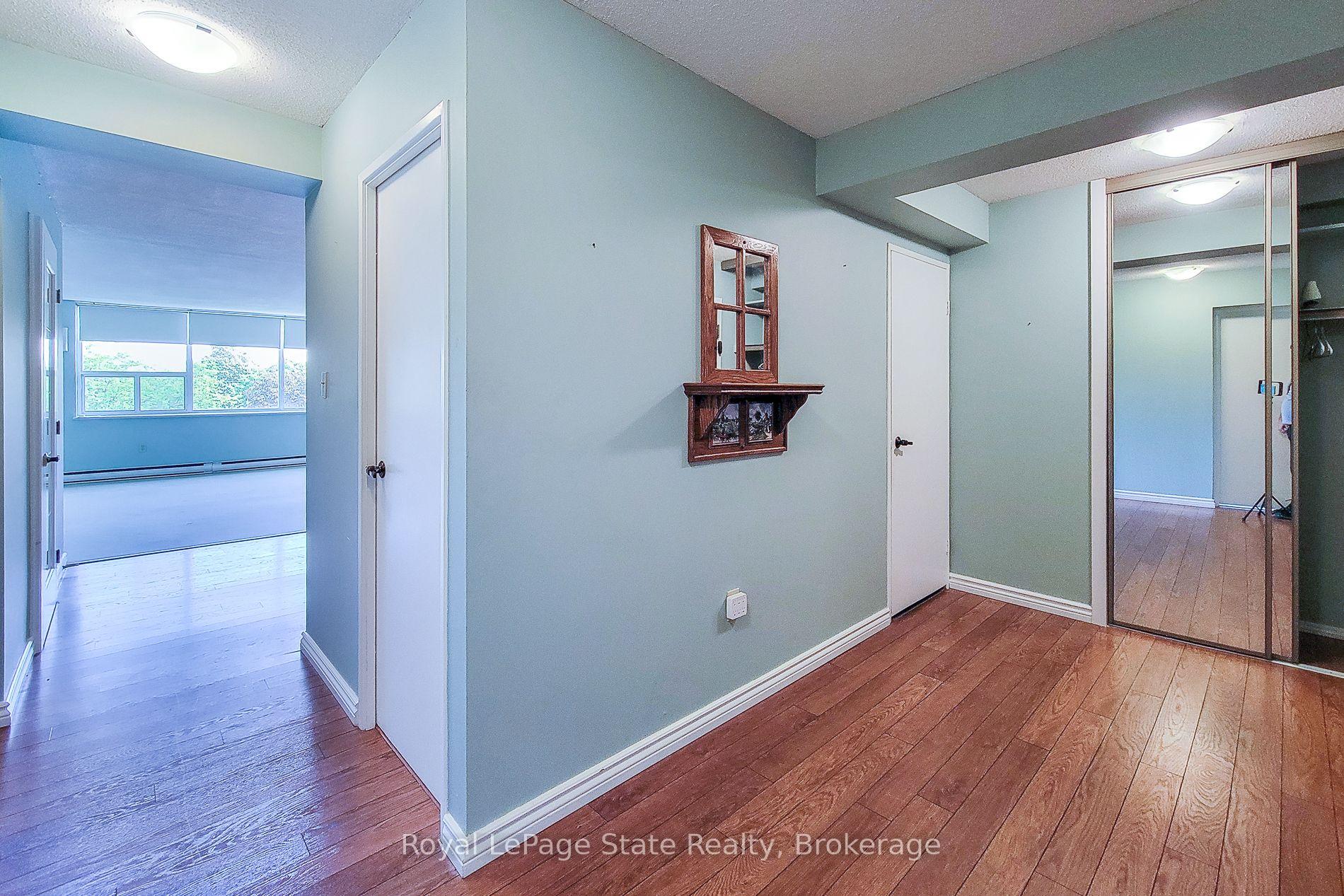 Photo 3 of Unit 405, 28 Robinson Street N, Grimsby, Grimsby East — HOMEH