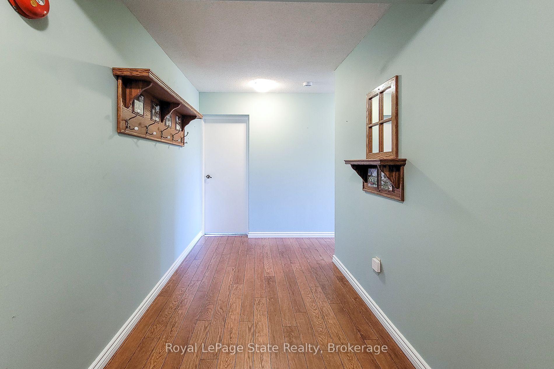 Photo 8 of Unit 405, 28 Robinson Street N, Grimsby, Grimsby East — HOMEH