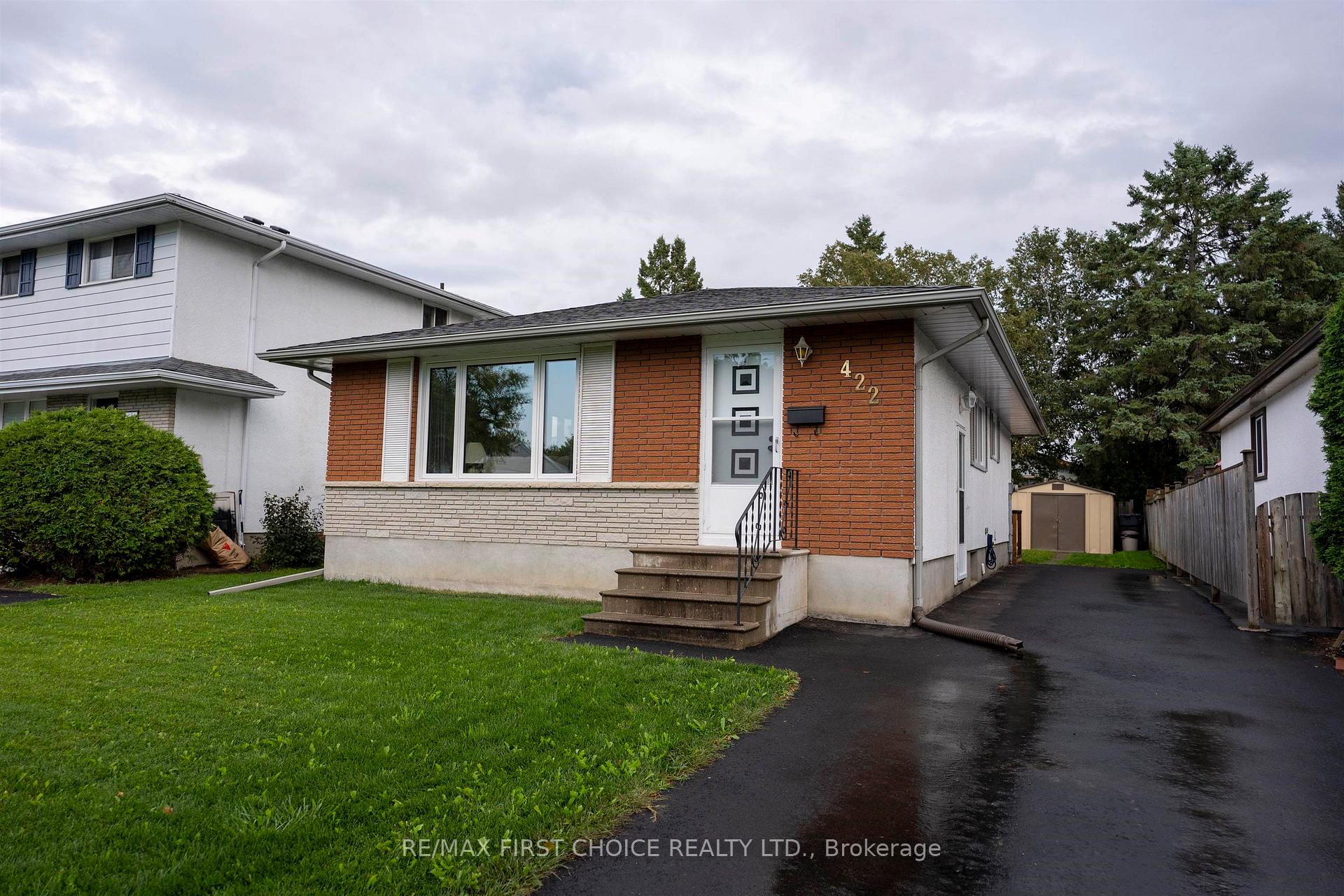 Photo 1 of 422 Simon Fraser Drive, Thunder Bay, Northwood Park — HOMEH