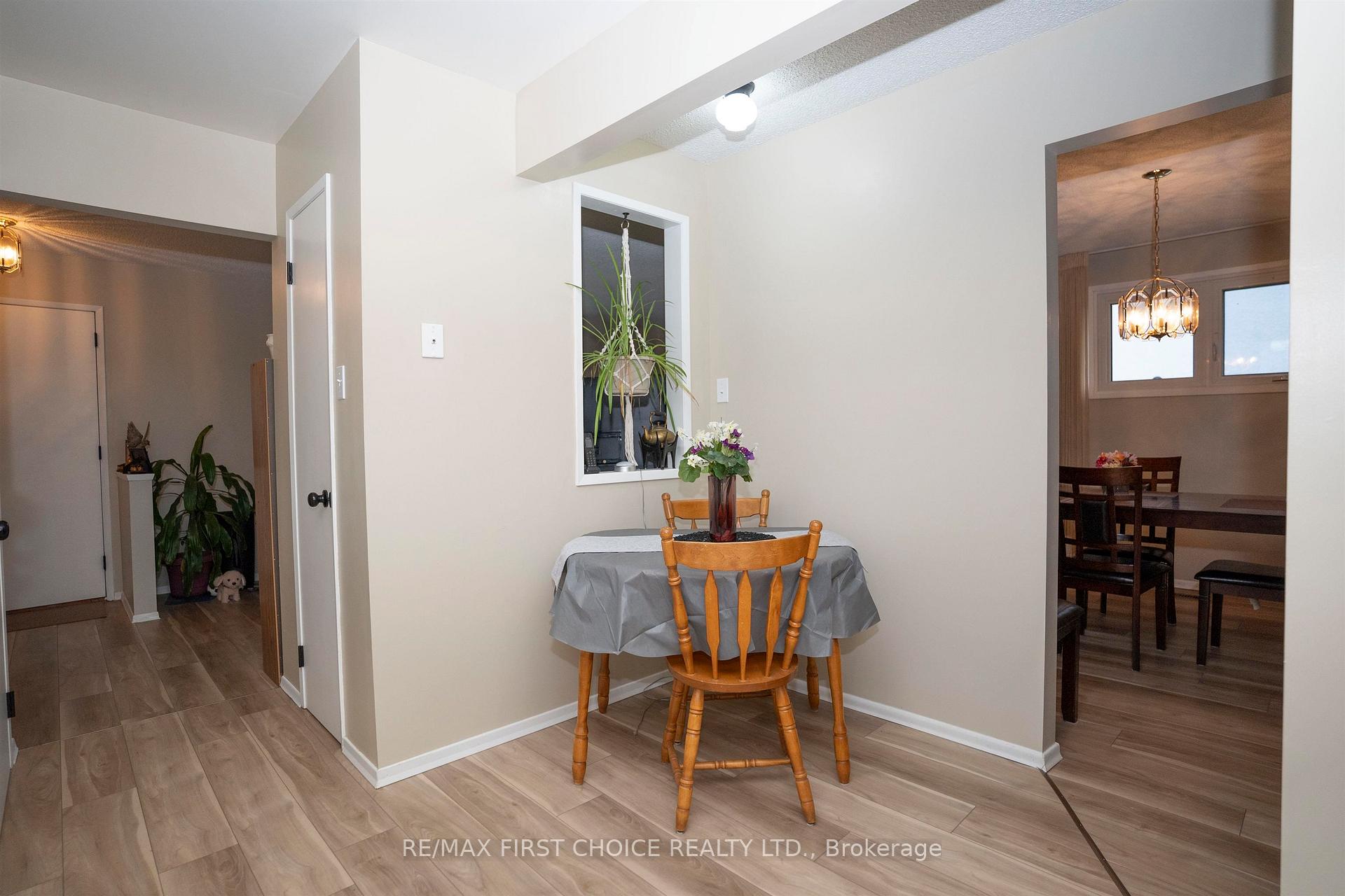 Photo 13 of 422 Simon Fraser Drive, Thunder Bay, Northwood Park — HOMEH