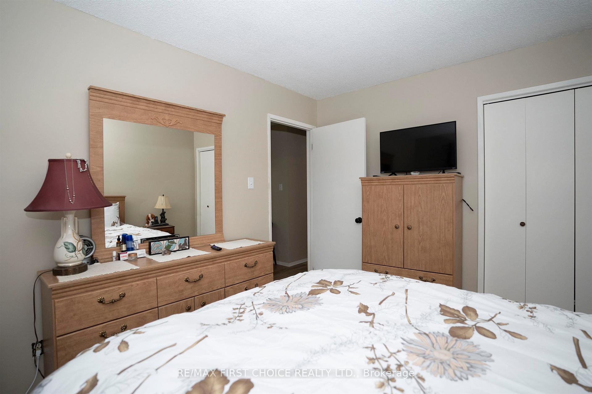 Photo 19 of 422 Simon Fraser Drive, Thunder Bay, Northwood Park — HOMEH