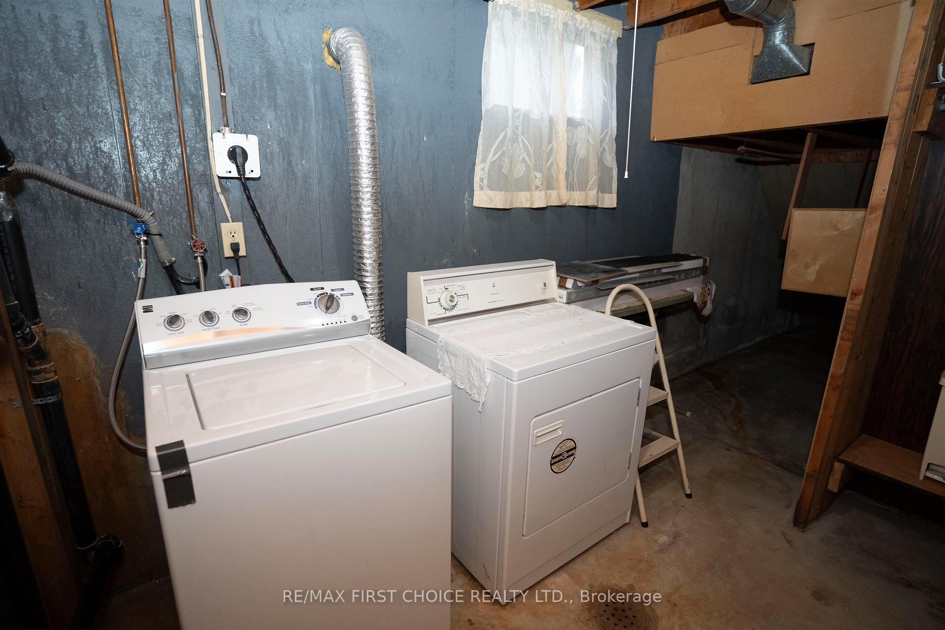 Photo 27 of 422 Simon Fraser Drive, Thunder Bay, Northwood Park — HOMEH