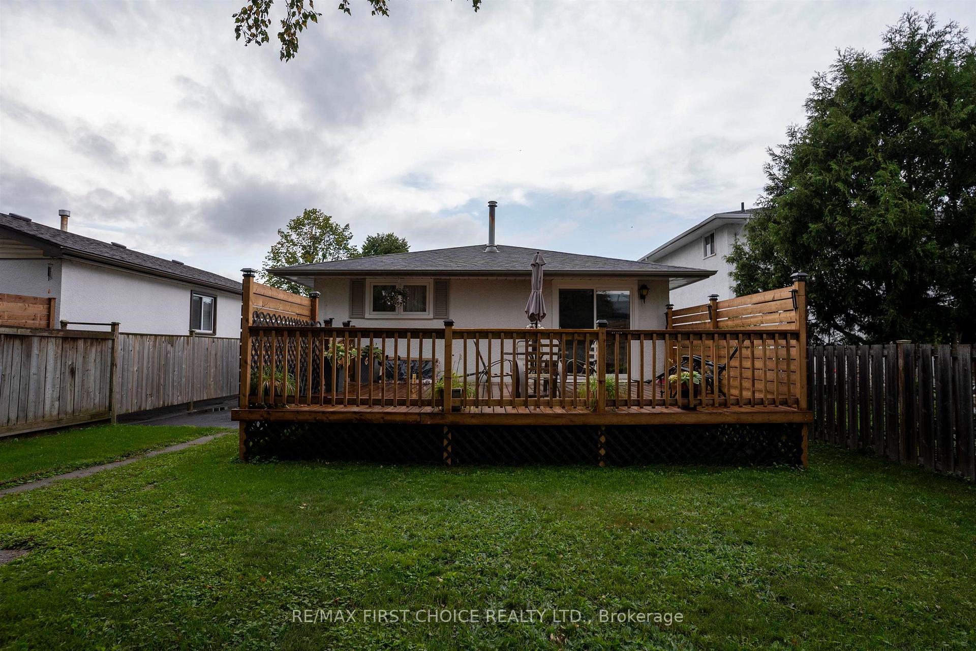 Photo 36 of 422 Simon Fraser Drive, Thunder Bay, Northwood Park — HOMEH