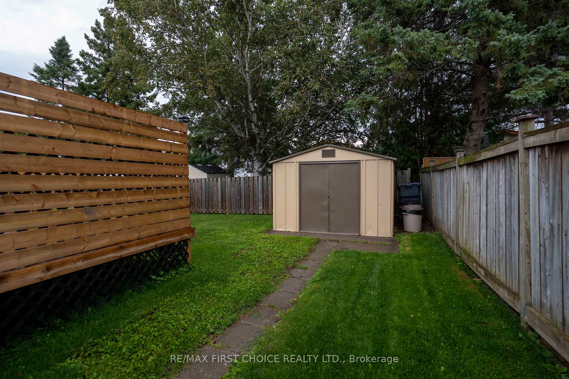 Photo 40 of 422 Simon Fraser Drive, Thunder Bay, Northwood Park — HOMEH