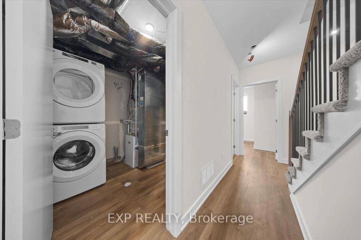 Photo 18 of 211 Antelope Private, Ottawa, Kanata - Morgan's Grant/South March — HOMEH