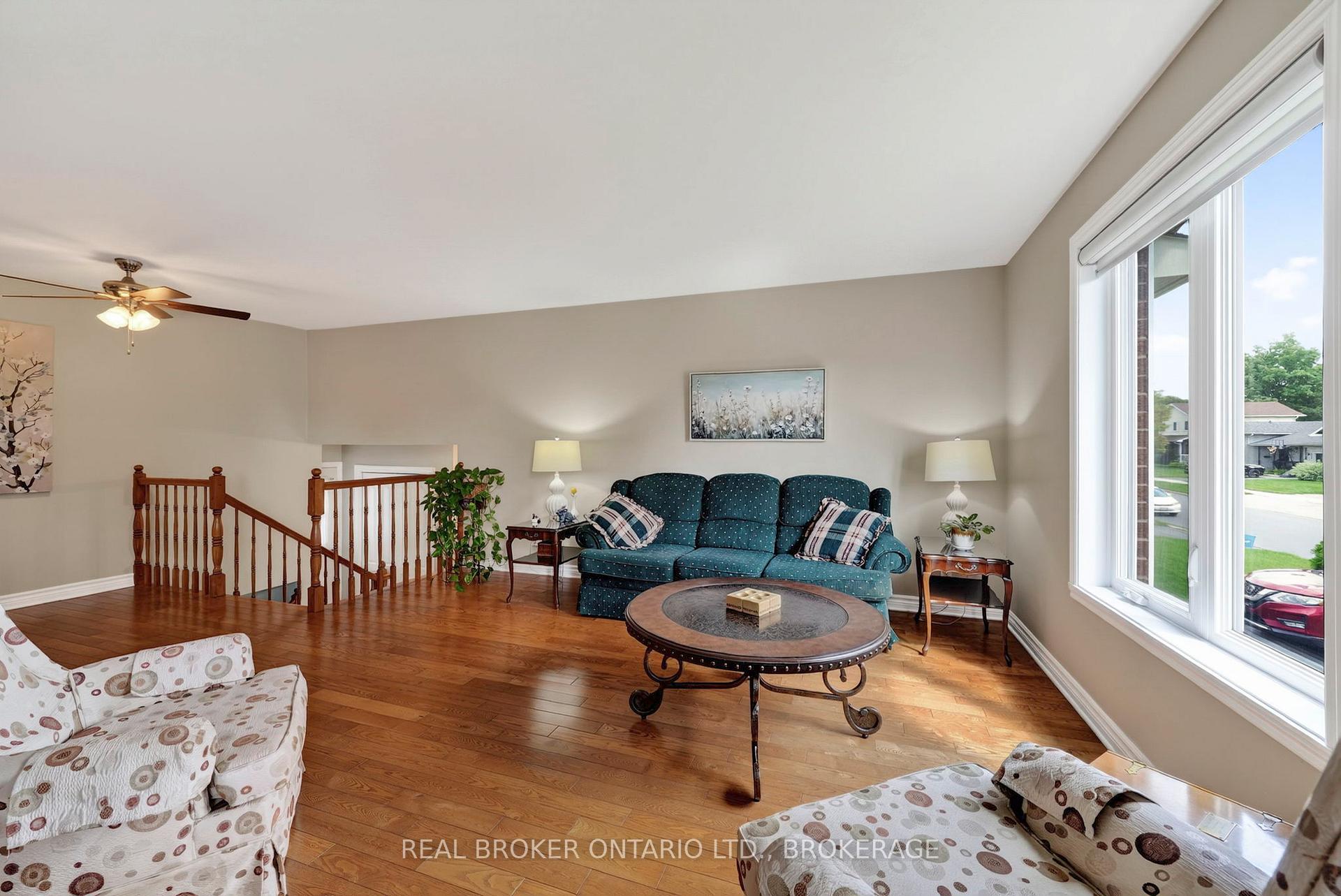 Photo 6 of 1321 Stormont Drive, Cornwall, Cornwall — HOMEH