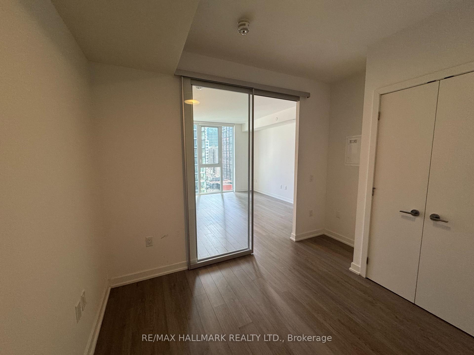 Photo 11 of Unit 1504, 357 King Street W, Toronto, Waterfront Communities — HOMEH