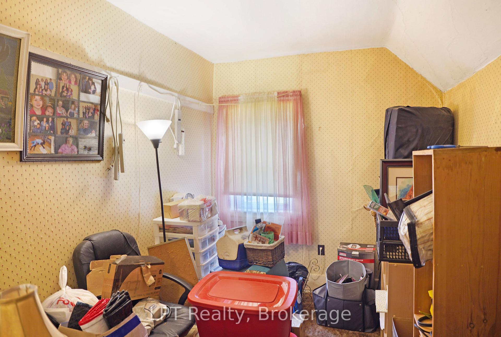 Photo 21 of 580307 Sideroad 60, Chatsworth — HOMEH