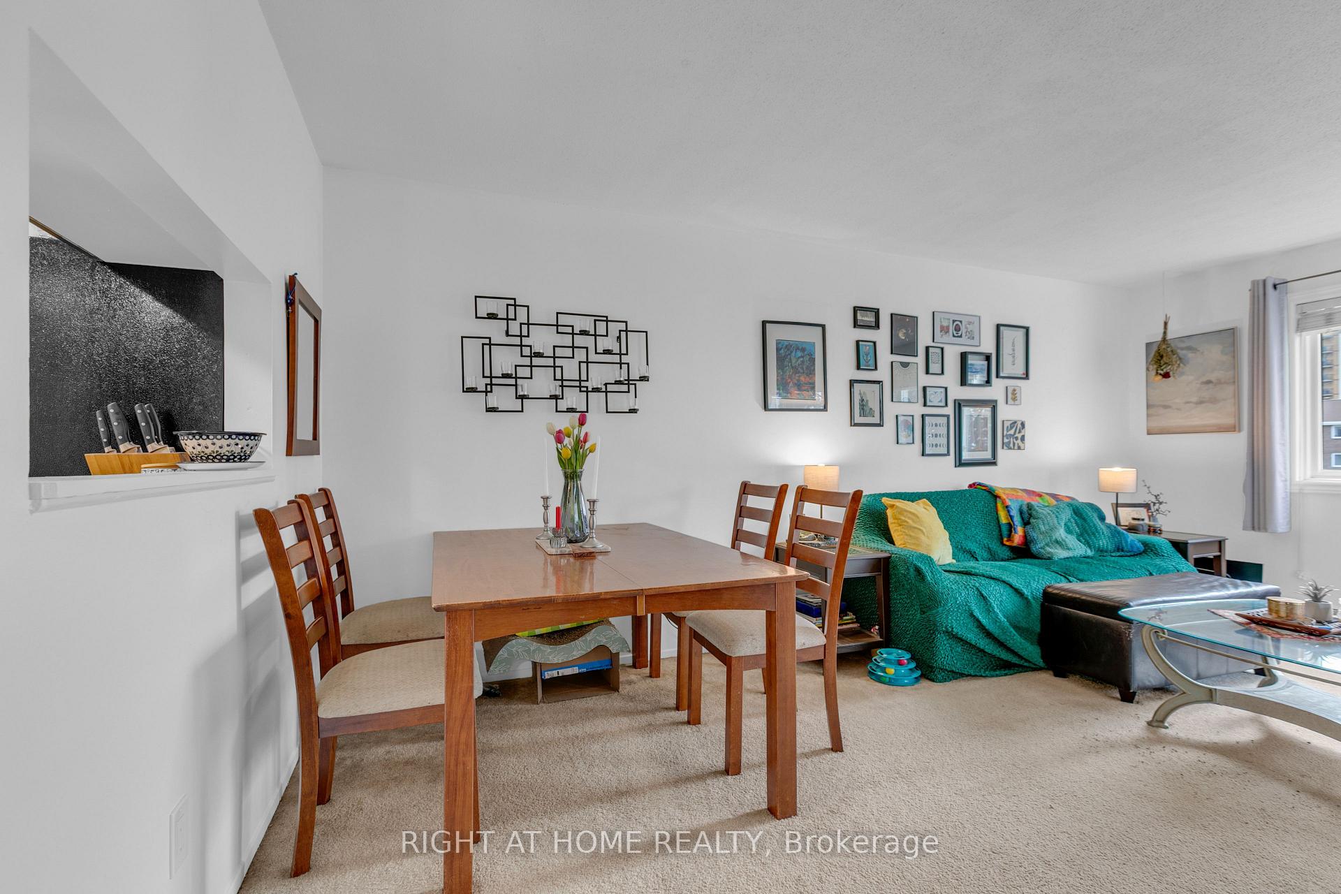 Photo 14 of Unit 301, 280 Brittany Drive, Ottawa, Viscount Alexander Park — HOMEH