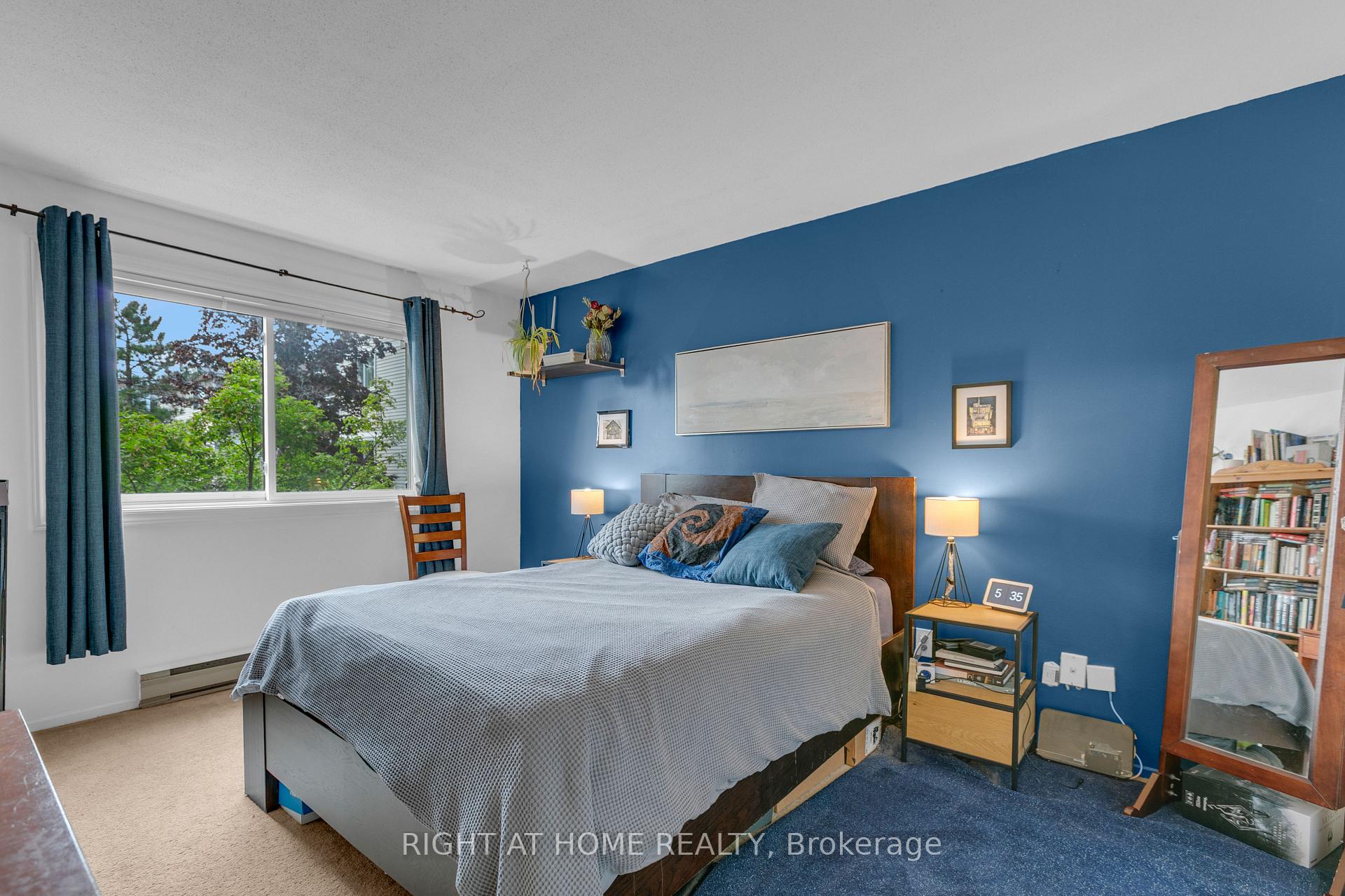 Photo 15 of Unit 301, 280 Brittany Drive, Ottawa, Viscount Alexander Park — HOMEH