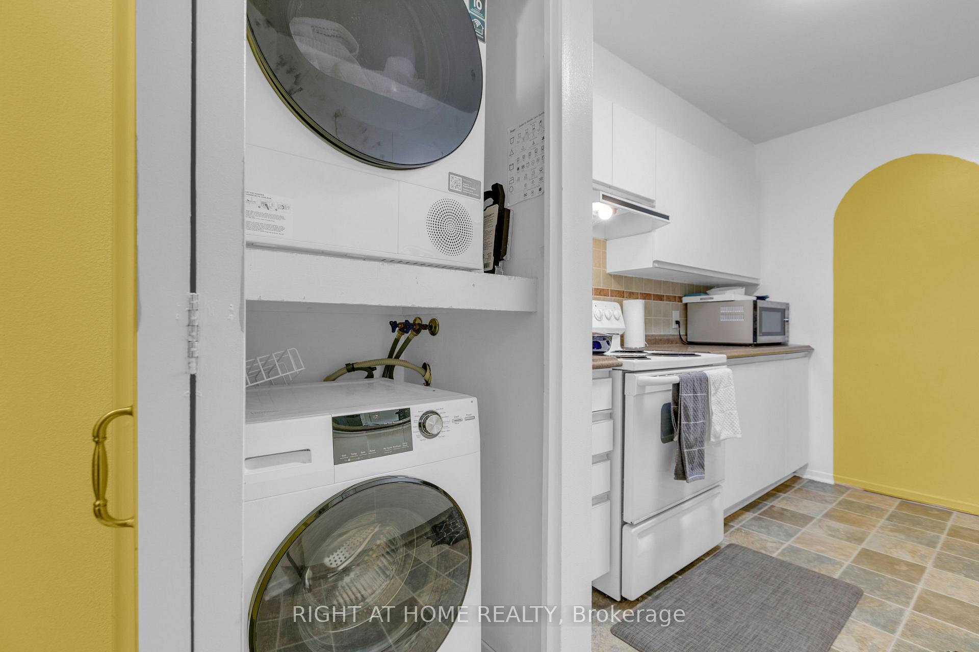 Photo 21 of Unit 301, 280 Brittany Drive, Ottawa, Viscount Alexander Park — HOMEH