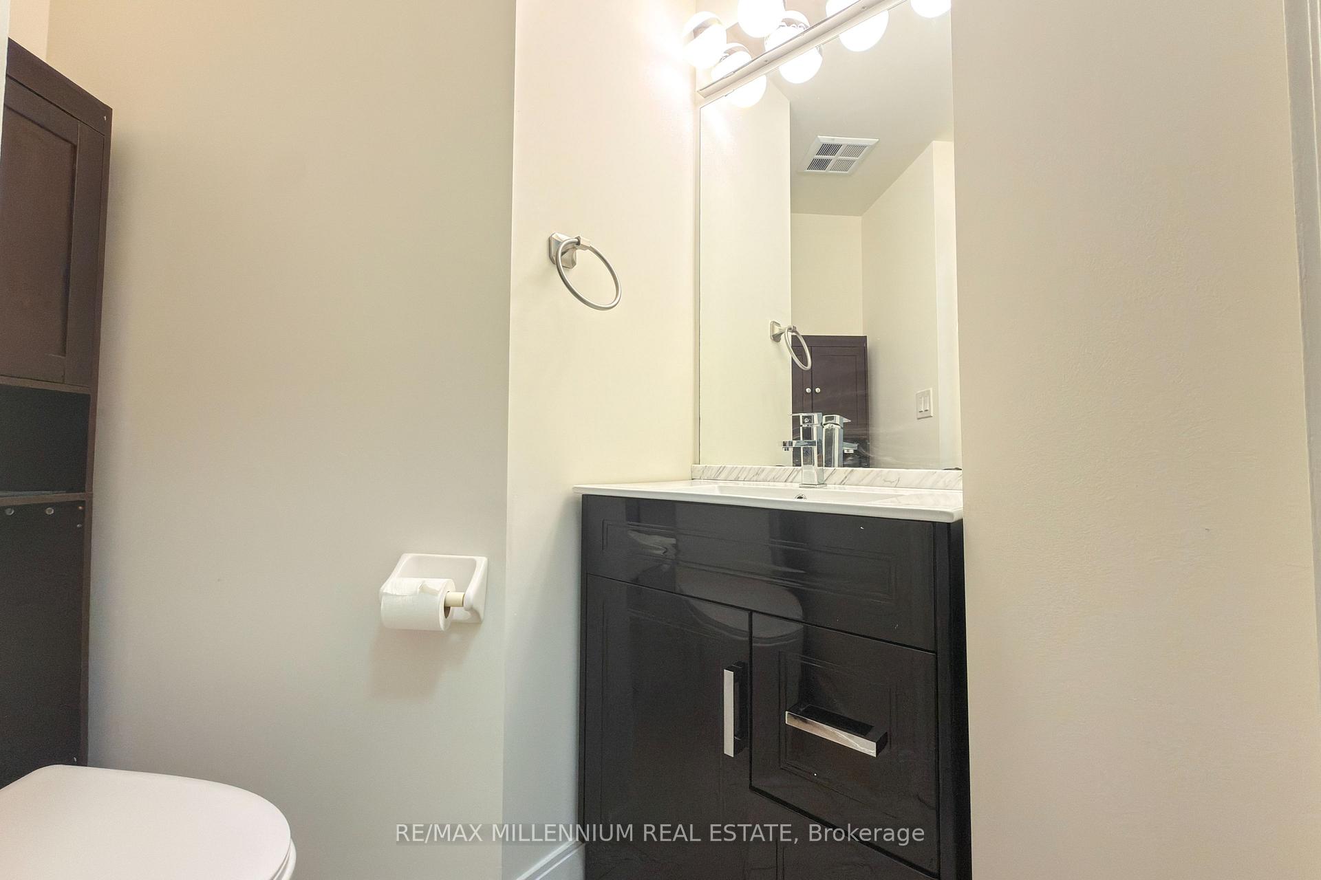 Photo 8 of Unit LPH06, 80 Absolute Avenue, Mississauga, City Centre — HOMEH