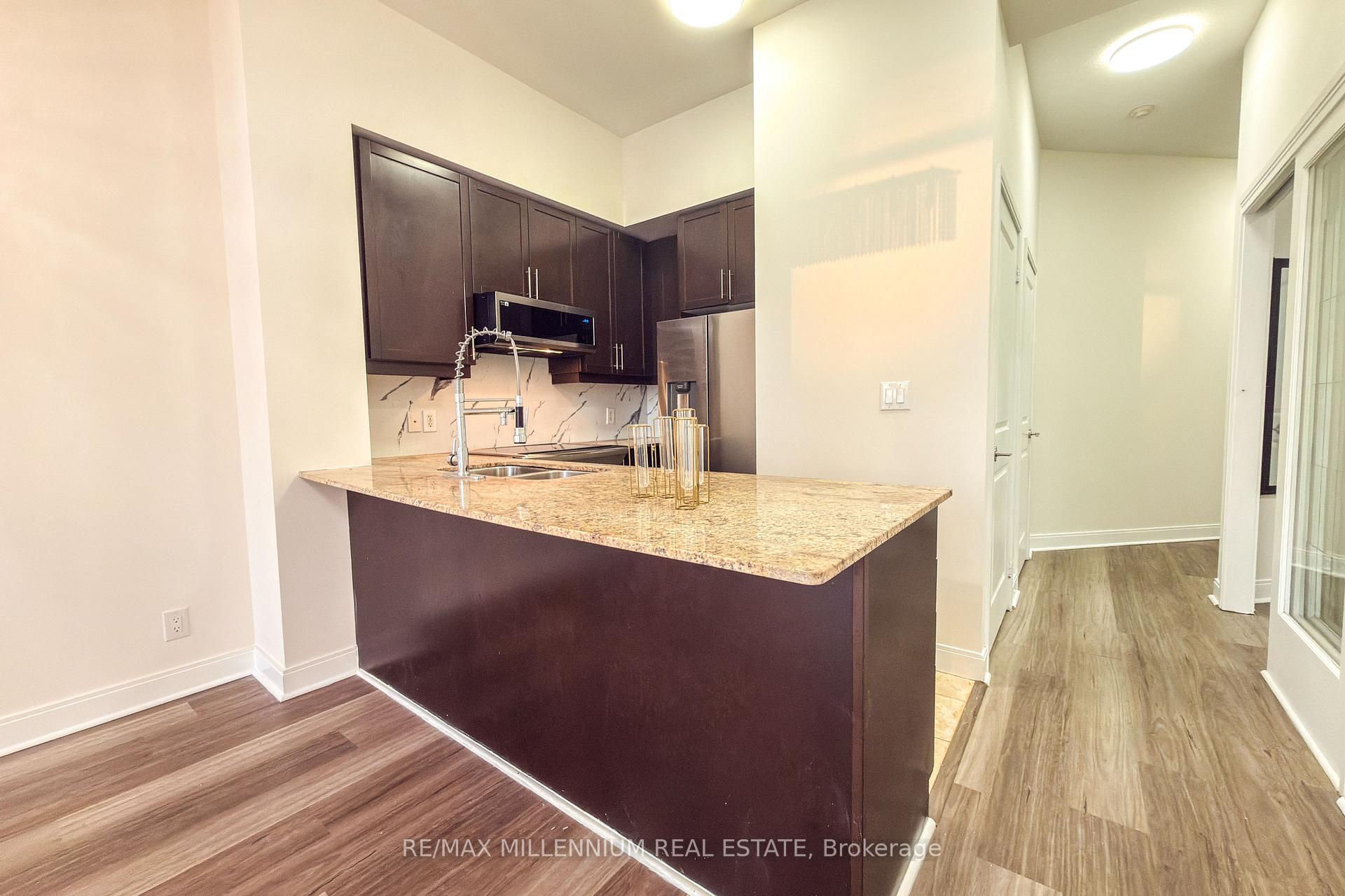 Photo 12 of Unit LPH06, 80 Absolute Avenue, Mississauga, City Centre — HOMEH