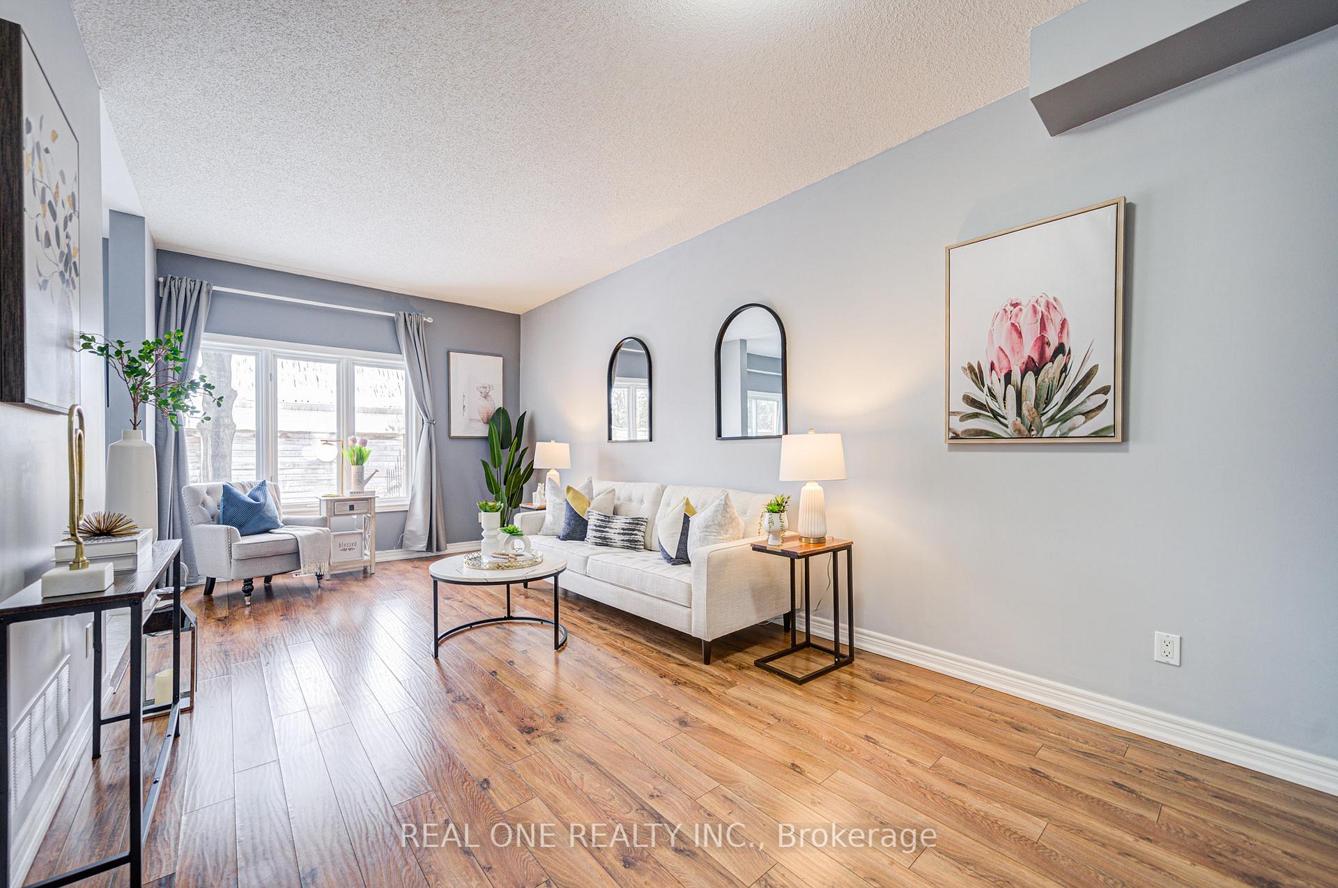 Photo 3 of Unit 25, 963 King Road, Burlington, LaSalle — HOMEH