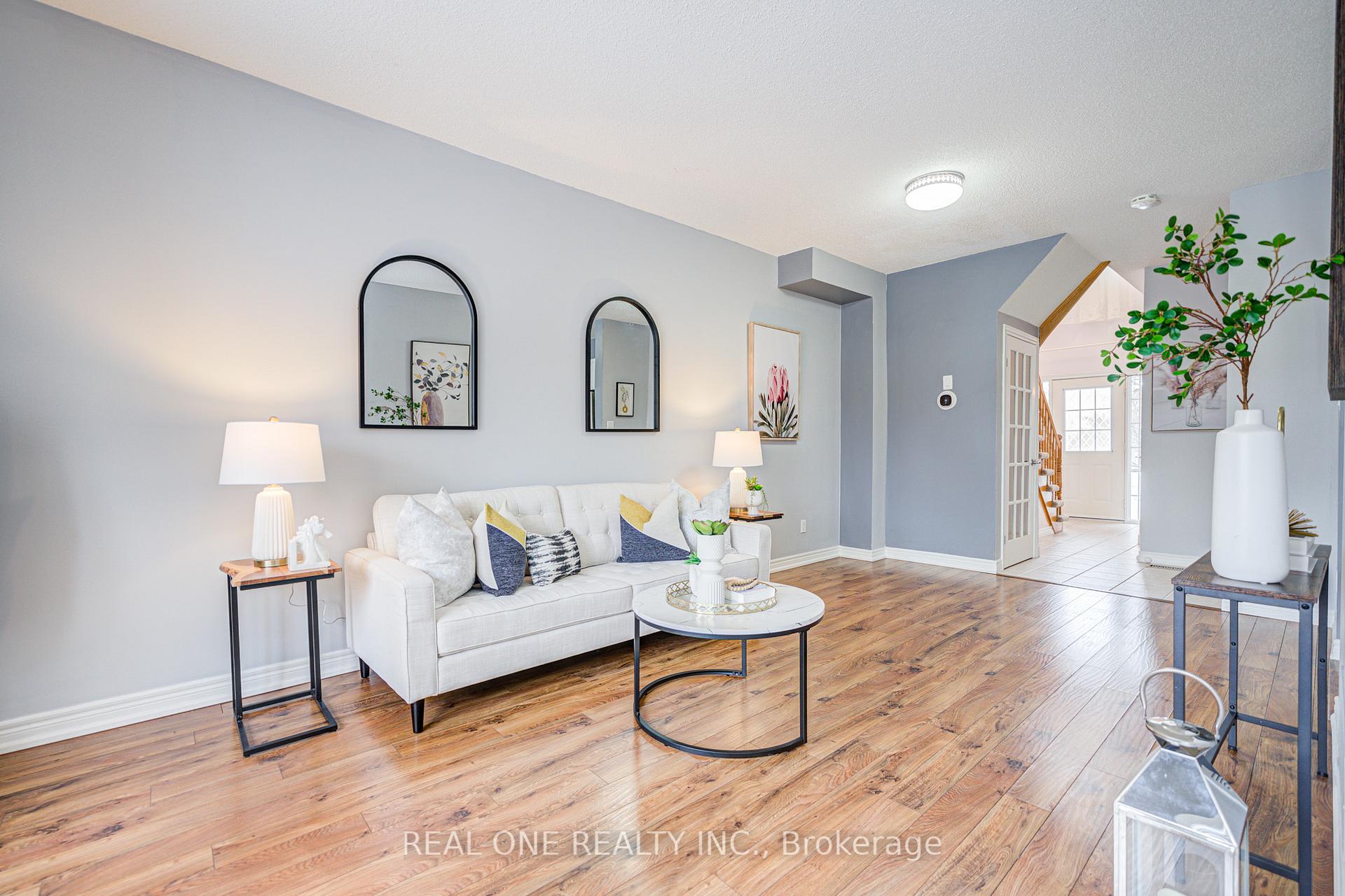 Photo 4 of Unit 25, 963 King Road, Burlington, LaSalle — HOMEH