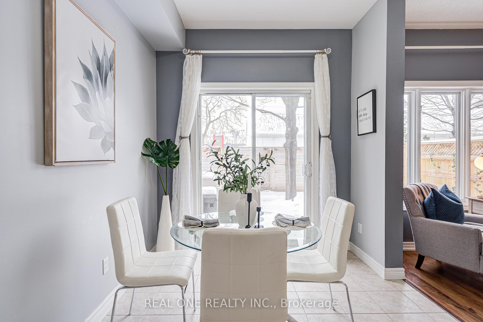 Photo 14 of Unit 25, 963 King Road, Burlington, LaSalle — HOMEH