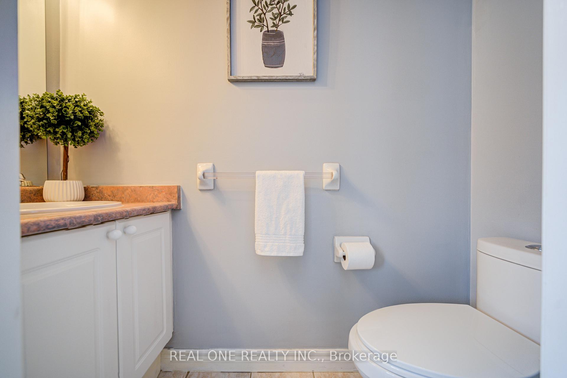Photo 16 of Unit 25, 963 King Road, Burlington, LaSalle — HOMEH