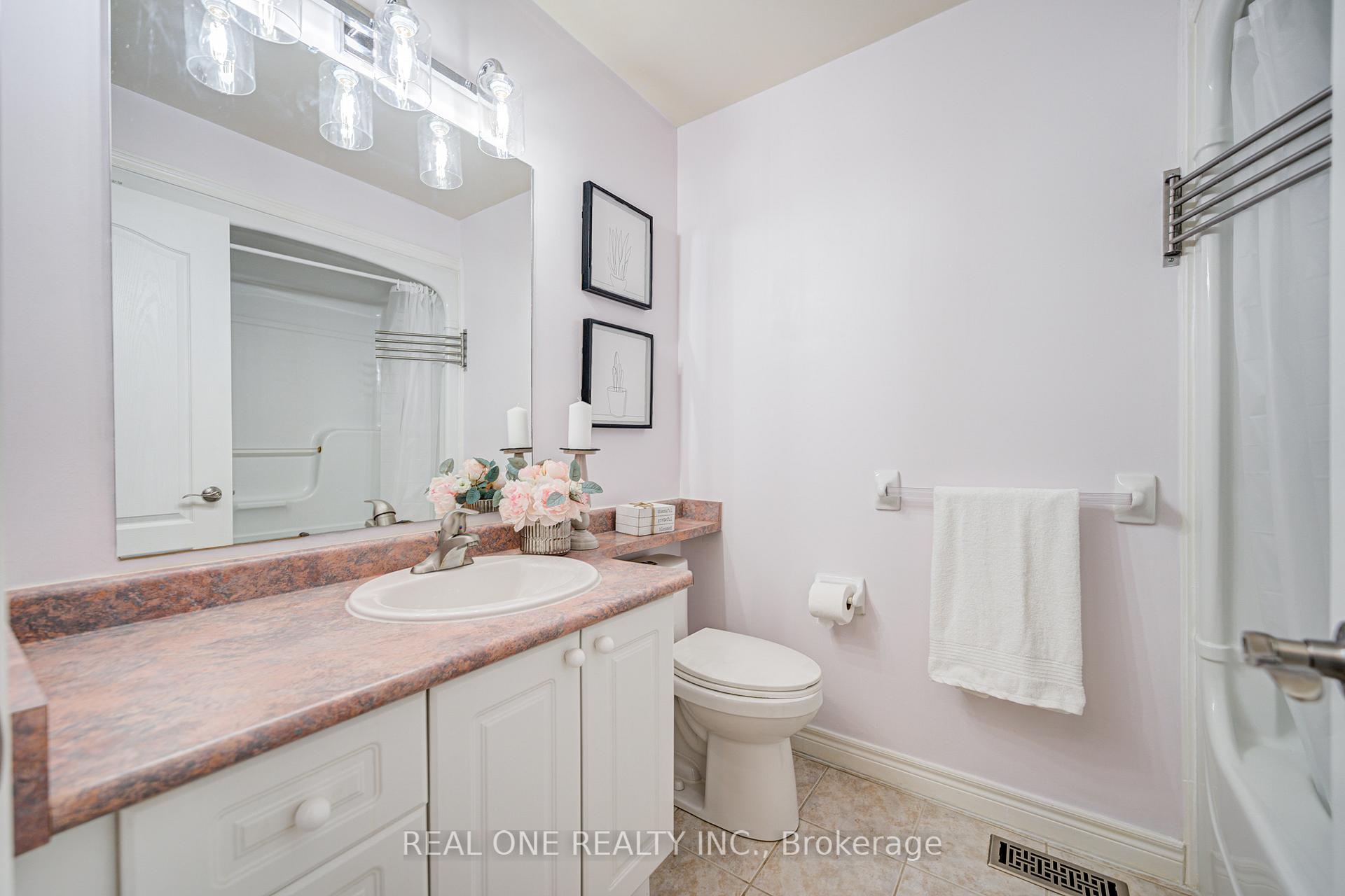 Photo 25 of Unit 25, 963 King Road, Burlington, LaSalle — HOMEH