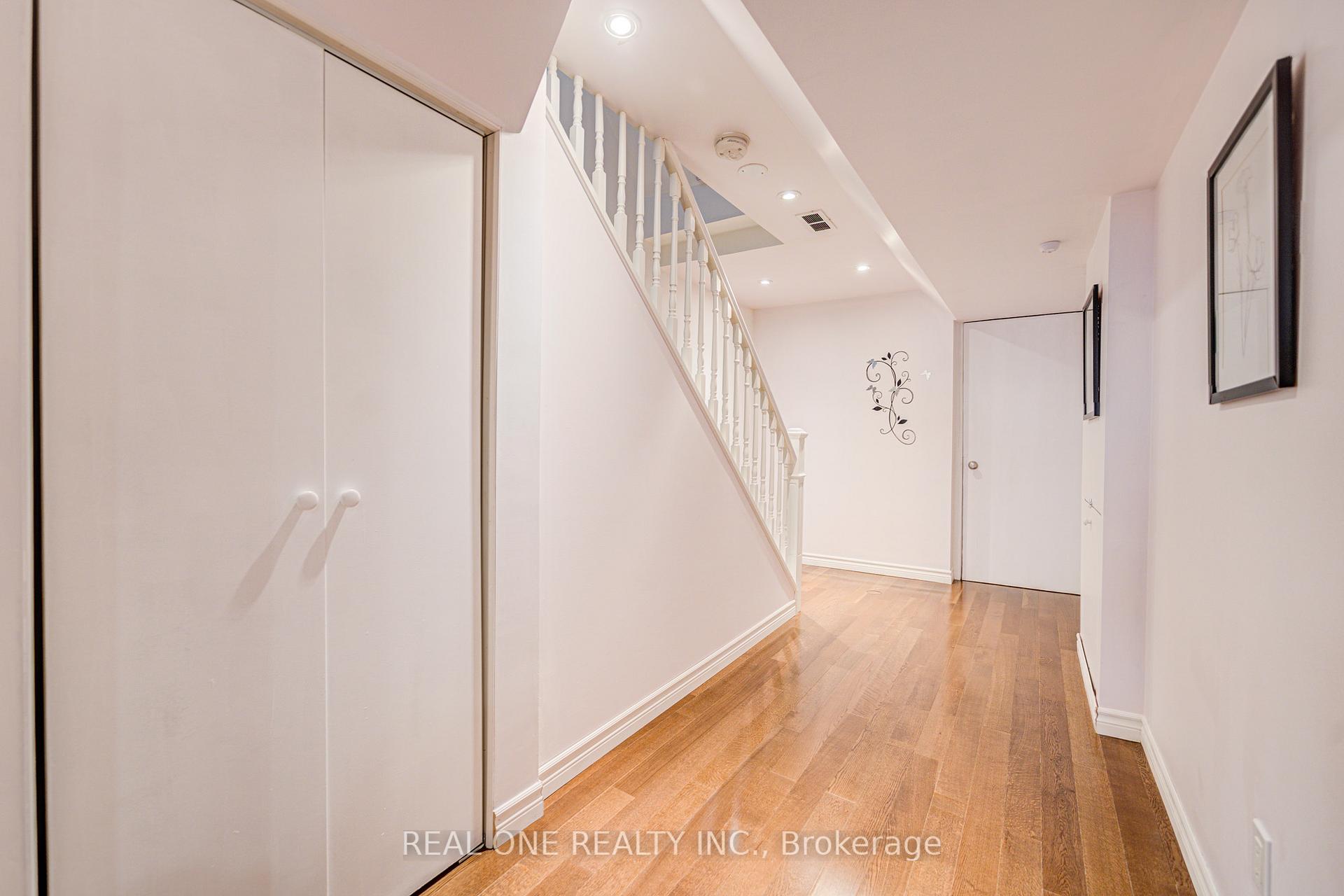 Photo 27 of Unit 25, 963 King Road, Burlington, LaSalle — HOMEH